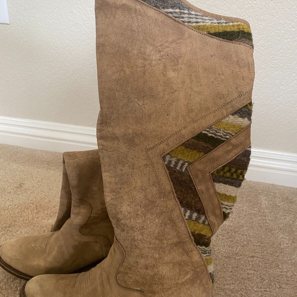 Women Aztec Leather over the knee boot size 6